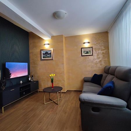 Apartment With Sea View Baška Voda Buitenkant foto