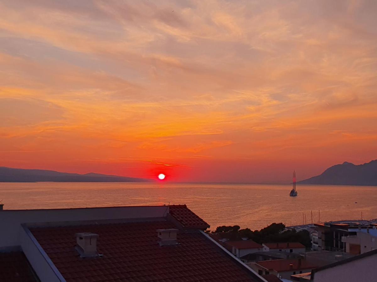 Apartment With Sea View Baška Voda Buitenkant foto